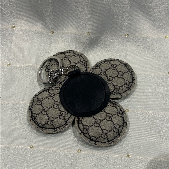 Key Chain - Picture 2 of 2